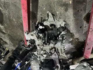 Двигател бмв Б47Д20Б 2.0д 190 ( dvigatel bmw B47D20B 2.0d 190hp ) — снимка 2