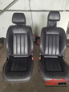 Предни седалки с монитори за Mercedes CLS W218