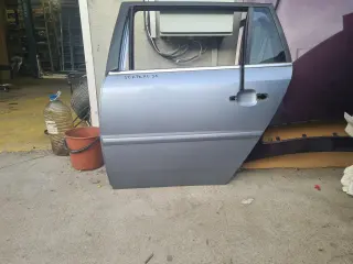 Задна лява врата за Opel Vectra C Комби
