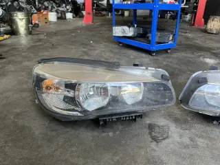 Фарове бмв 2 ф46 гран тоурер ( farove bmw f46 gran tourer ) — снимка 3