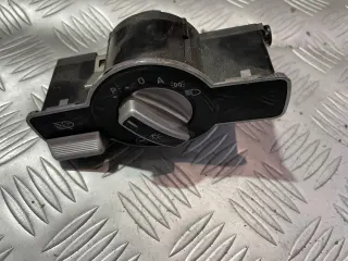 Копче за фарове за Mercedes S Class W221 - Десен волан