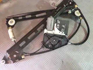 Преден ляв стъклоповдигач за VW Passat CC 2.0TSI