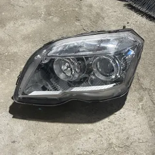 A204 820 68 59 GLK Mercedes ляв фар