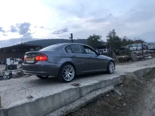 Bmw e90 330d 245hp FACE на части ( бмв е90 330д 245 коня ) — снимка 3