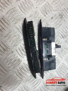 Дисплей Парктроник за Mercedes CLS 500 W219