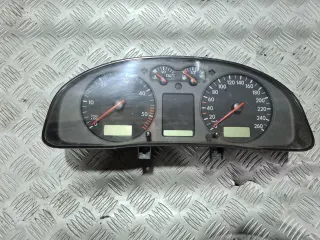 Километраж за VW Passat B5 2.5 TDI
