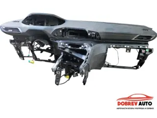 Табло за Peugeot 3008 2nd Gen P84