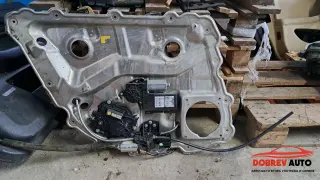 Заден десен стъклоповдигач за Audi A8 D3