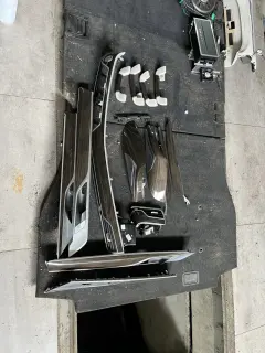 Интериорни лайстни бмв 7 г11/12 ( interiorni laistni bmw 7 g11/12 )