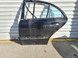 Задна лява врата за Mercedes E Class W 211
