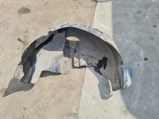Заден ляв подкалник за VW Passat B5 2.5 TDI