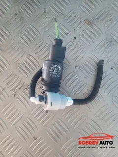 Помпа чистачки за VW Passat B7