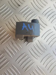 Копче за ел. огледала за Audi A4 B5