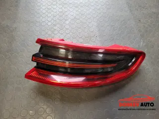 Стоп (десен - външен) за Porsche Macan 95B