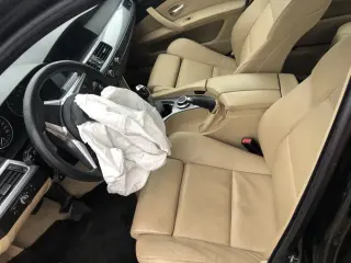 Bmw e60 525xi 218hp НА ЧАСТИ ( бмв е60 525хи 218 коня фейслифт ) — снимка 8