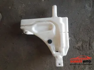 Казанче течност за чистачки за Audi Q7 4L