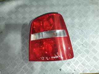 Десен стоп (пукнат) за VW Touran 1.9 TDI