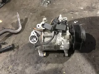 Компресор климатик бмв 5 ф10/11 525 218 ( kompresor bmw f10/11 ) — снимка 2