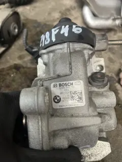 Помпа/дюзи/рейл бмв ф46 218д 150 ( pompa/diuzi/reil bmw 218d 150hp ) — снимка 4