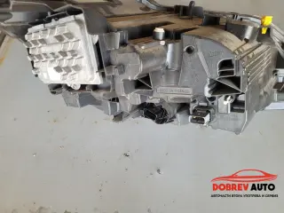 Фар (ляв - LED) за Peugeot 3008 — снимка 2