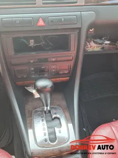***САМО НА ЧАСТИ*** Ауди А6 Ц5 2.5тди, 180кс, 4х4, автомат, комби — снимка 5
