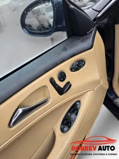 **САМО НА ЧАСТИ***  Mercedes CLS500, 7G -tronic, Distronic, KeyLess Go, Алкантара — снимка 9