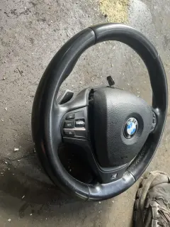 М волан с пера бмв х3/х4 ф25/ф26 ( volan bmw x3/x4 f25/f26 ) — снимка 2