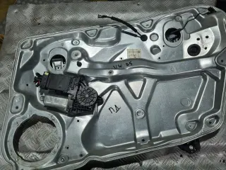 Преден десен стъклоповдигач за VW Passat B5 2.5 TDI