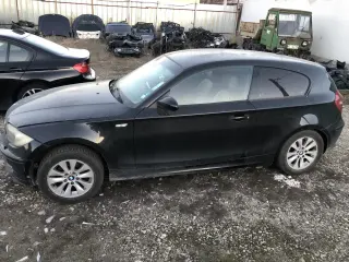 Bmw e81 118d 143hp НА ЧАСТИ ( бмв е81 118д 143 коня ) — снимка 2