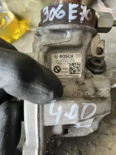 Помпа/дюзи/рейл бмв 4.0д 306 ( pompa/diuzi bmw 4.0d 306 ) — снимка 2