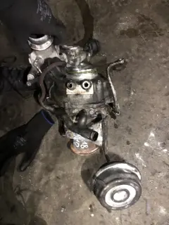 Турбо бмв 5 ф10/11 525 218 ( turbo bmw 5 f10/11 525d 218 ) — снимка 4