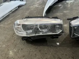 Фарове ксенон бмв х5/х6 ф15/ф16 ( farove xenon bmw x5/x6 f15/16 ) — снимка 3