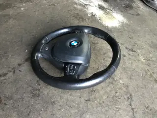 М волан бмв ф10/11 2012г ( m volan bmw f10/11 2012g ) — снимка 2