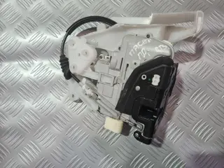 Предна дясна брава за Фолксваген Пасат Б7 / VW Passat B7 2.0 TDI