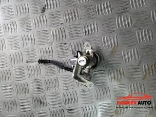 Ключалка багажник за Audi A8 D3 4.2 FSI
