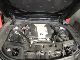 Bmw f01 750xd 381hp НА ЧАСТИ ( бмв ф01 750д 381 коня ) — снимка 8