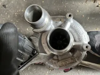Турбини бмв 7 г11/12 750и 449 ( turbini bmw g11/12 5.0i 449 hp ) — снимка 4