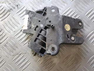 Брава за заден капак за Audi A8 D3