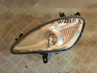 Ляв халоген за Mercedes S320 CDI W221