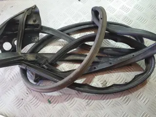 Предно дясно уплътнение за врата за Ауди А5 8Т 2.7TDI