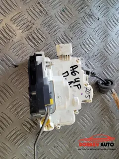 Брава (предна лява) за Audi A6 C6 (4F) 3.2 FSI