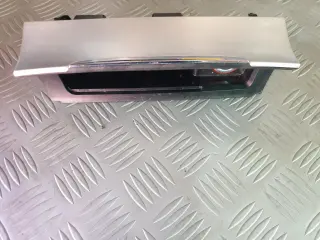 Преден пепелник за VW Passat CC 2.0 TSI