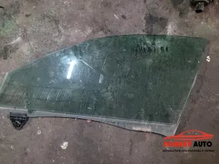 Стъкло (предно ляво) за Audi A4 B7
