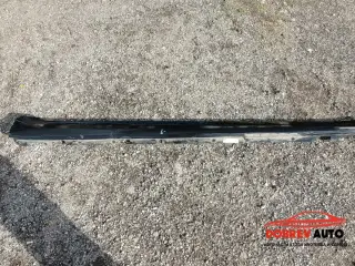 Праг (десен) за BMW 740d G11