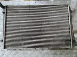 Воден радиатор за VW Passat B6 2.0 TDI ВМР