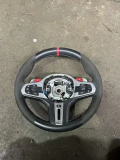 Волан бмв М5 Ф90 подгрев ( volan bmw M5 F90 )