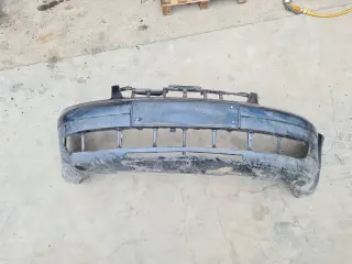Предна броня за  VW Passat B5 2.5 TDI