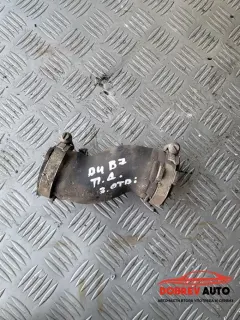 Маслен маркуч (2) за Audi A4 B7 3.0 TDI
