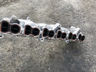 Всмукателен колектор бмв 5.0д 381 ( kolektor bmw 5.0d 381 ) — снимка 2