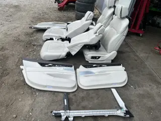 Комфорт салон бмв 7 г12 лонг ( comfort salon bmw g12 ) — снимка 3